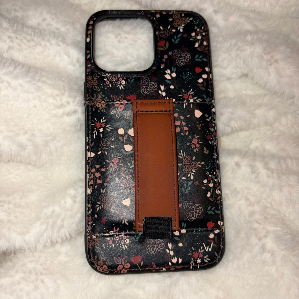 Walli 14 Pro Max IPhone Case Black Floral